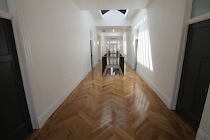 Hallway - Burlington Hotel (Los Angeles)