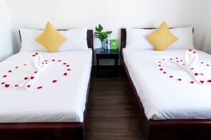 Deluxe Quadruple Room - Hue Royal Hotel (Hue)
