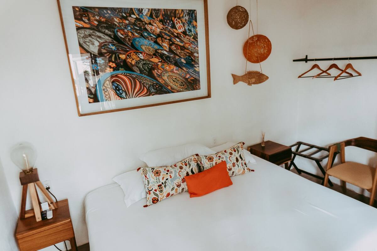 ห้องเอ็กซ์คลูซีฟ, 1 ห้องนอน, วิวสวน | เครื่องนอนระดับพรีเมียม, ผ้านวมขนเป็ด, เตียงพร้อมฟูกเสริมที่นอน
