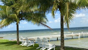 Unclassified image, 4 of 28, button - Tilt-ta-Dock Resort Belize (Corozal)