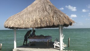 Unclassified image, 5 of 28, button - Tilt-ta-Dock Resort Belize (Corozal)