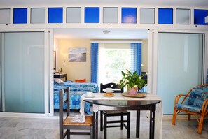 In-room safe, desk, iron/ironing board, free cots/infant beds - Marita's Apartments (Chania)