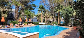 Seasonal outdoor pool, open 9:00 AM to 7:00 PM, pool umbrellas - Marita's Apartments (Chania)