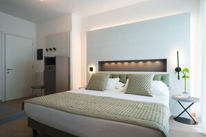 Triple Room, Partial Sea View | 1 bedroom, in-room safe, soundproofing, free WiFi - Jesolopalace Hotel & Aparthotel (Jesolo)