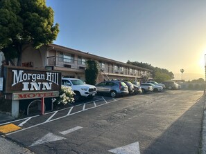 Front of property - Morganhill Inn Motel (Morgan Hill)