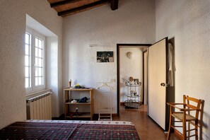 2 chambres, fer et planche Ă repasser, Wi-Fi, draps fournis