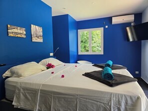 4 Schlafzimmer, Zimmersafe, Bügeleisen/Bügelbrett, Reisekinderbett