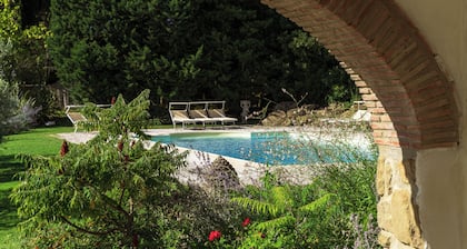 Villa nel Poggio, Romantic Villa in the Tuscan Hills in Arezzo!