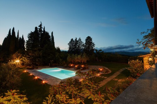 Villa nel Poggio, Romantic Villa in the Tuscan Hills in Arezzo!