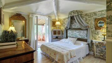 6 chambres, fer et planche Ă repasser, Wi-Fi, draps fournis