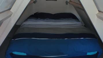 2 bedrooms, in-room safe, free WiFi, bed sheets