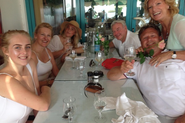 Guests spending a wonderful BBQ with us.