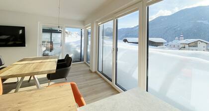 Holiday in the newly built holiday house Lurger with Jacuzzi - Strassen-Osttirol