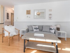 Smart TV - Beach Vacation Cottage (York)