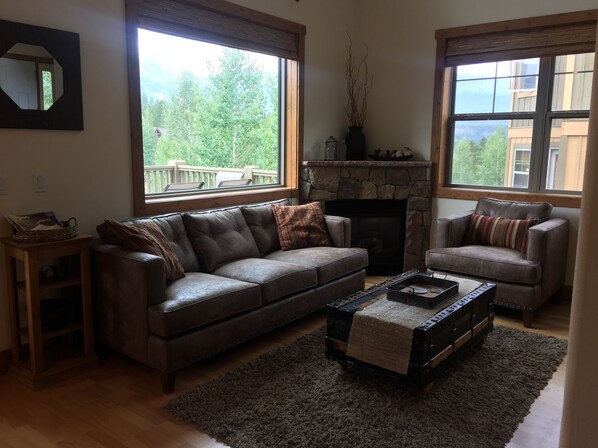 TV, fireplace, DVD player, table football