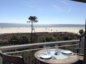 Outdoor dining - # 314 DIRECT OCEANFRONT VILLA LOCATED IN NORTH FOREST BEACH AREA (Hilton Head Island)