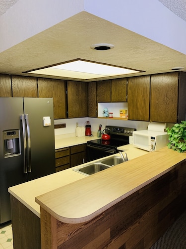 Great True Ski-in/Ski-Out condo next to Giant Steps Lodge and Tubing Hill.