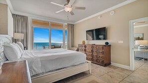 3 chambres, fer et planche à repasser, accès au Wi-Fi (inclus)