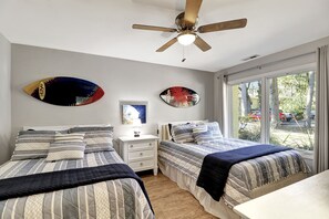 2 chambres, fer et planche à repasser, Wi-Fi gratuit, draps fournis