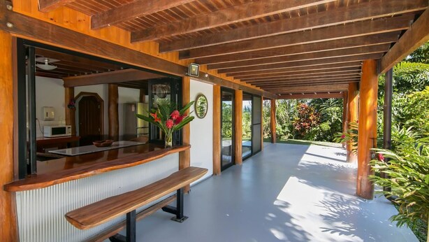 Exterior - Daintree Manor Bed & Breakfast (Forest Creek)