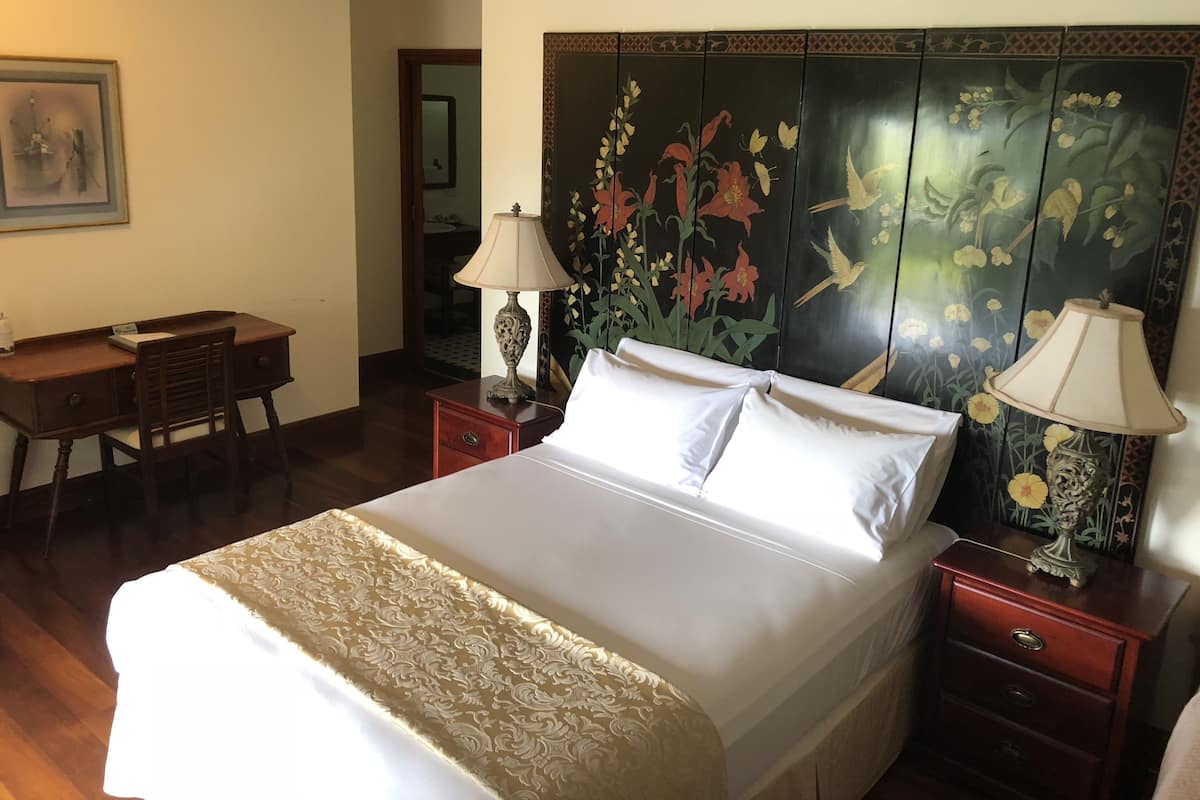 Deluxe Double Room, Valley View | Egyptian cotton sheets, premium bedding, pillowtop beds