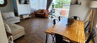 Cheerful 3 bedroom home in Stanmore Bay!