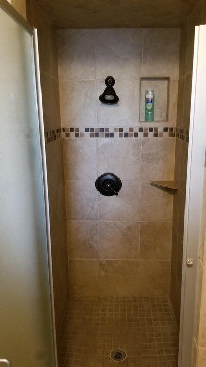West Midland/Beal Park - 3 bed, 2 bath, 2 car garage home