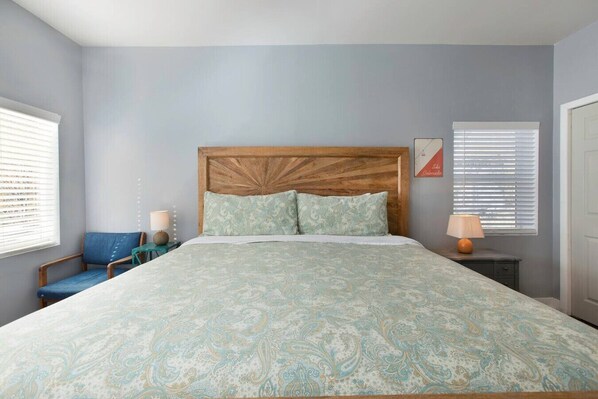 Schreibtisch, Bügeleisen/Bügelbrett, WLAN, Bettwäsche