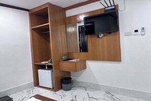 Quarto casal luxo | Cofres nos quartos, Wi-Fi de cortesia, roupa de cama