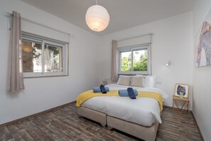 Deluxe Apartment, Multiple Beds, Non Smoking | 2 bedrooms, free WiFi, bed sheets - Emek Refaim Apartment German Colony (Jerusalem)