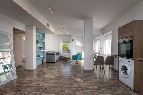 Deluxe Apartment, Multiple Beds, Non Smoking | Private kitchen | Fridge, microwave, oven, stovetop - Emek Refaim Apartment German Colony (Jerusalem)