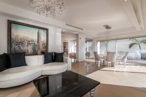 Villa - privat badrum - havsutsikt (Villa) | 5 sovrum, gratis wi-fi och sängkläder