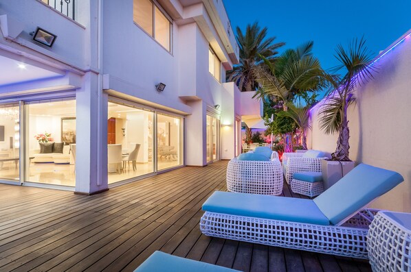 Villa, Private Bathroom, Sea View (Villa) | 5 bedrooms, free WiFi, bed sheets - Luxurious Villa with great location (Herzliya)