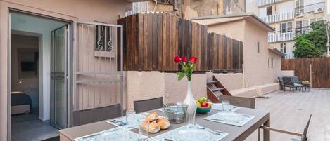 Leilighet – exclusive, 2 soverom, byutsikt | Terrasse/patio