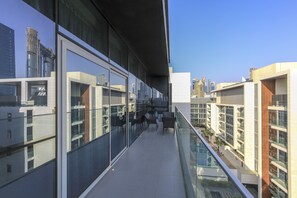 Standard-huoneisto | Näkymä parvekkeelta