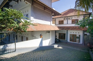 Fachada de la propiedad