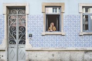 Exterior detail - Alma Nossa Guest House (Lisbon)