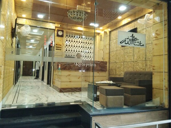 Interior entrance - Hotel Bani Hashim (Ajmer)