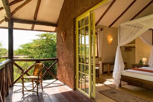 Superior Villa, 5 Bedrooms, Non Smoking | Individually decorated, individually furnished, laptop workspace