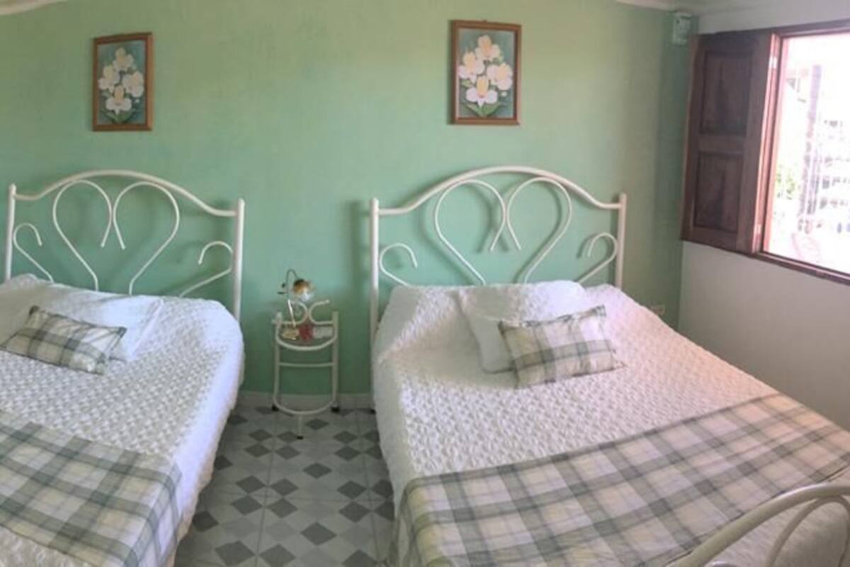 家庭客房, 2 張標準雙人床, 吸煙房, 海景 | 迷你吧、獨特設計、獨特裝修、隔音