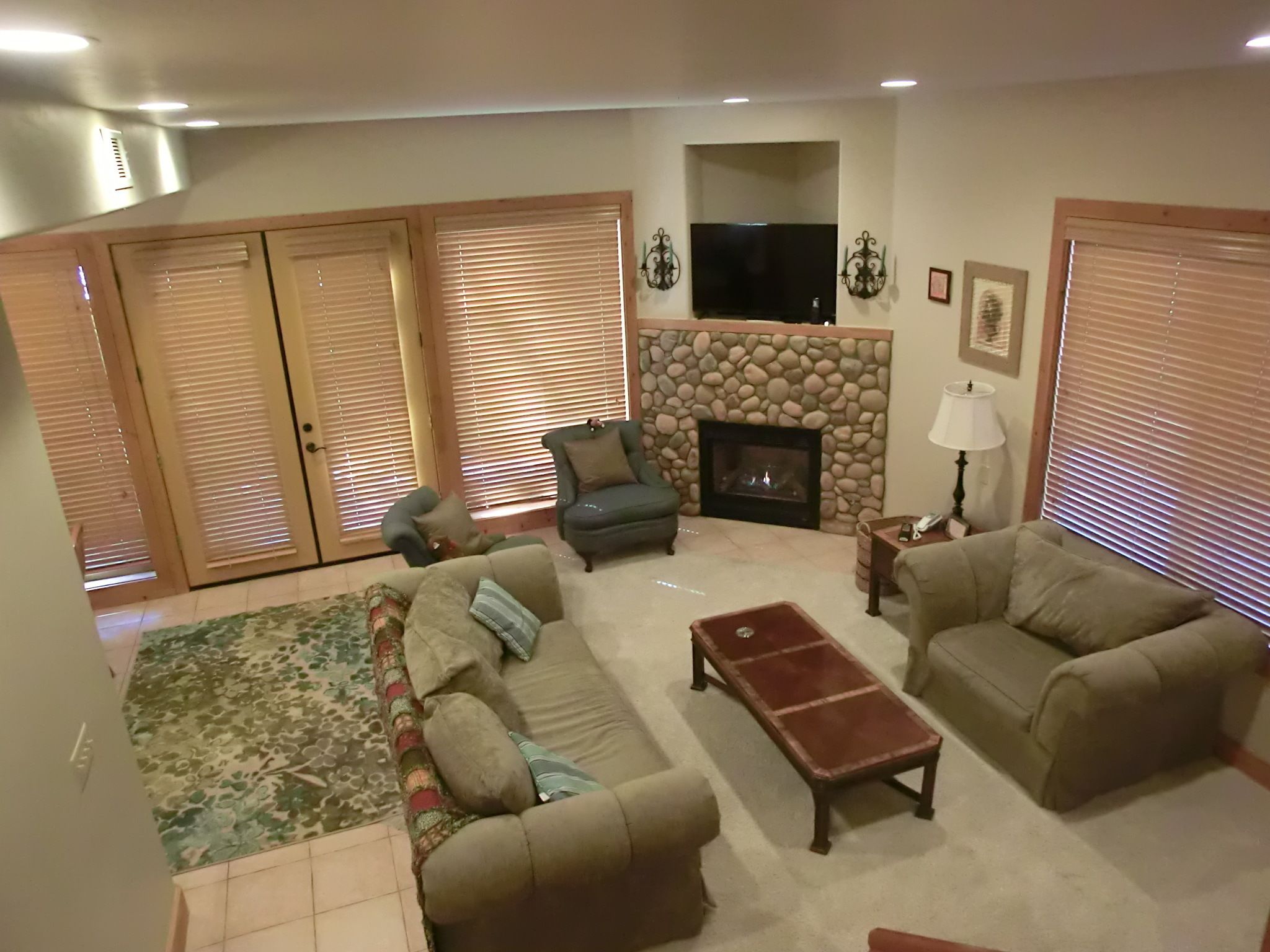 Family Cabin, Multiple Beds, Accessible, Non Smoking | Living area | 48-inch Smart TV with digital channels, TV, fireplace