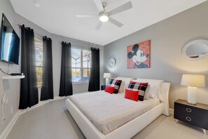 5 bedrooms, iron/ironing board, travel cot, free WiFi - Villa The Dreamers , ultra modern villa , 3 miles from Disney , pool (Kissimmee)