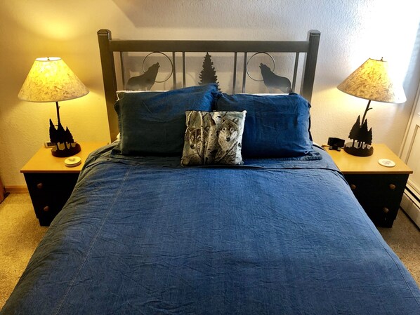 1 bedroom, iron/ironing board, free WiFi, bed sheets