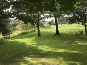 Property grounds - The Stables at Boreham House (Hailsham)