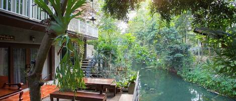 Bhan Ing Nam | Balcony view