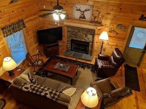 TV - Rocky Road Hideaway. close to Helen and Dahlonega (Cleveland)