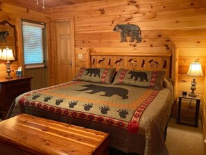 3 bedrooms, iron/ironing board, free WiFi, bed sheets - Rocky Road Hideaway. close to Helen and Dahlonega (Cleveland)