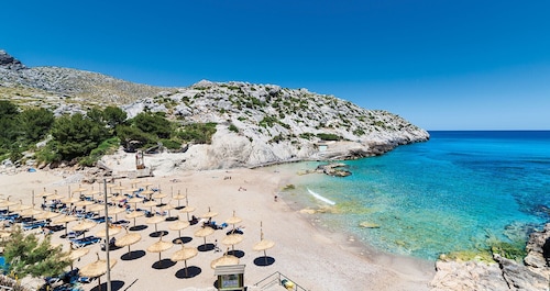 Villa Pins for six people with pool