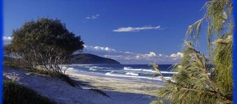 Lakeview Lodge, Between the ocean & the lake