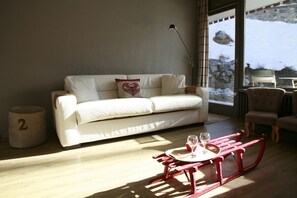 TV - RARE in Tignes condo with terrace and garden !!! glacier views (Tignes)